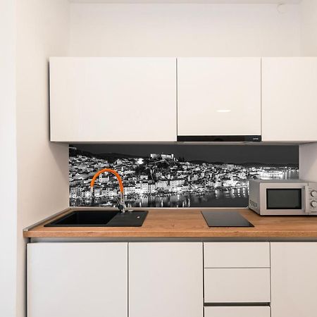 Studio Apartman Max Center Of The Old Town Free Parking Beautiful View Šibenik Esterno foto