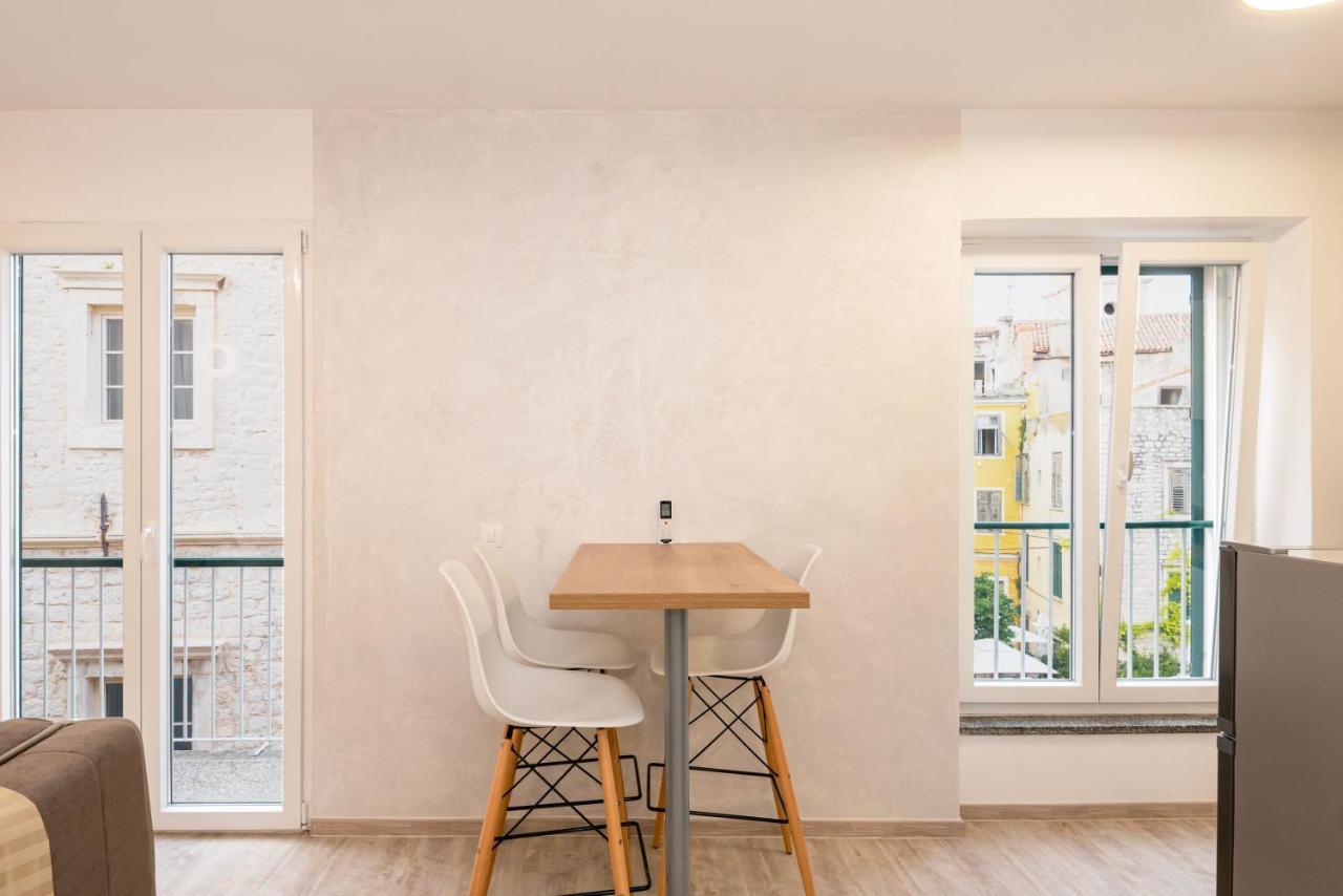 Studio Apartman Max Center Of The Old Town Free Parking Beautiful View Šibenik Esterno foto