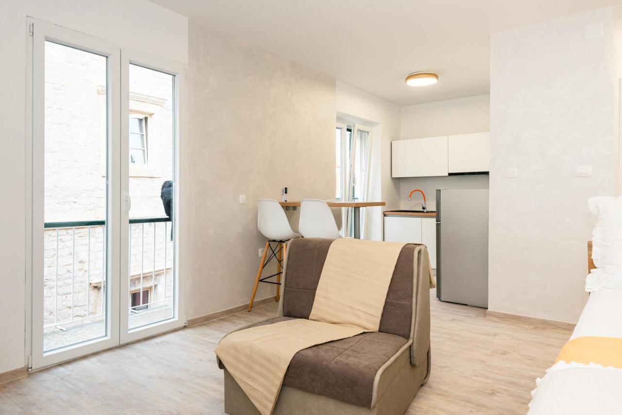 Studio Apartman Max Center Of The Old Town Free Parking Beautiful View Šibenik Esterno foto